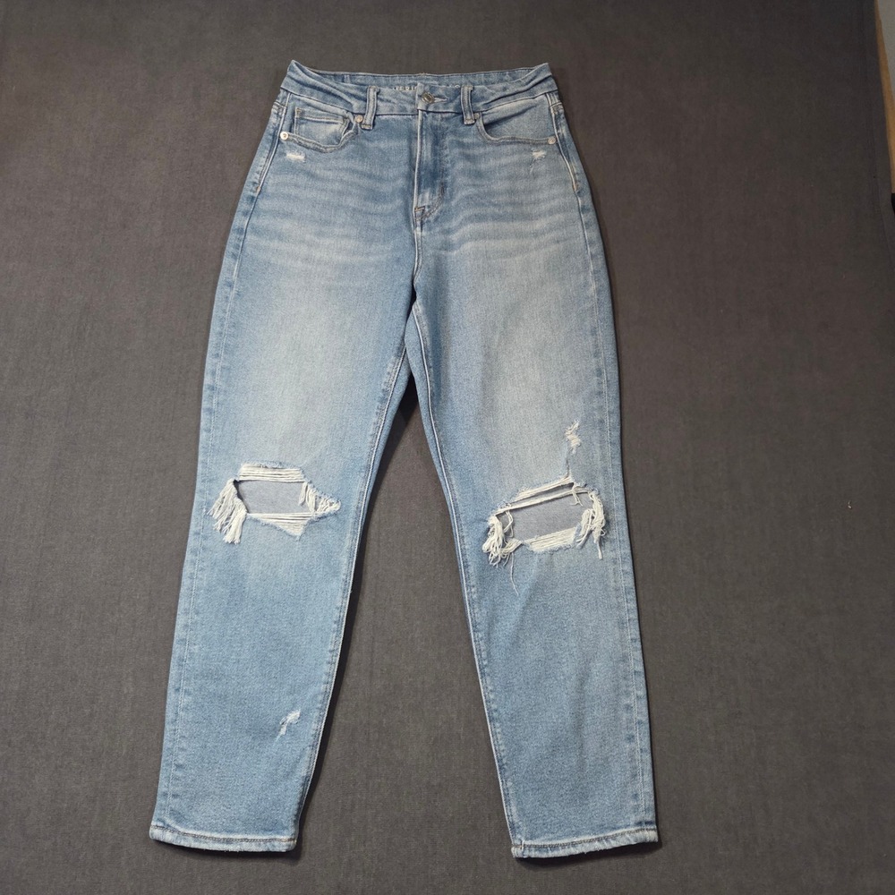 American Eagle Curvy Mom Jeans Womens 4 Light Wash Distressed High Rise Stretch